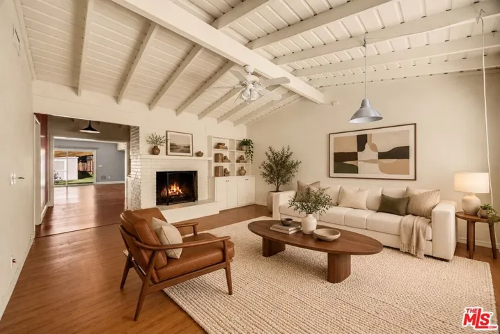 15217 Hartsook Street, Sherman Oaks, California 91403 — photo 4