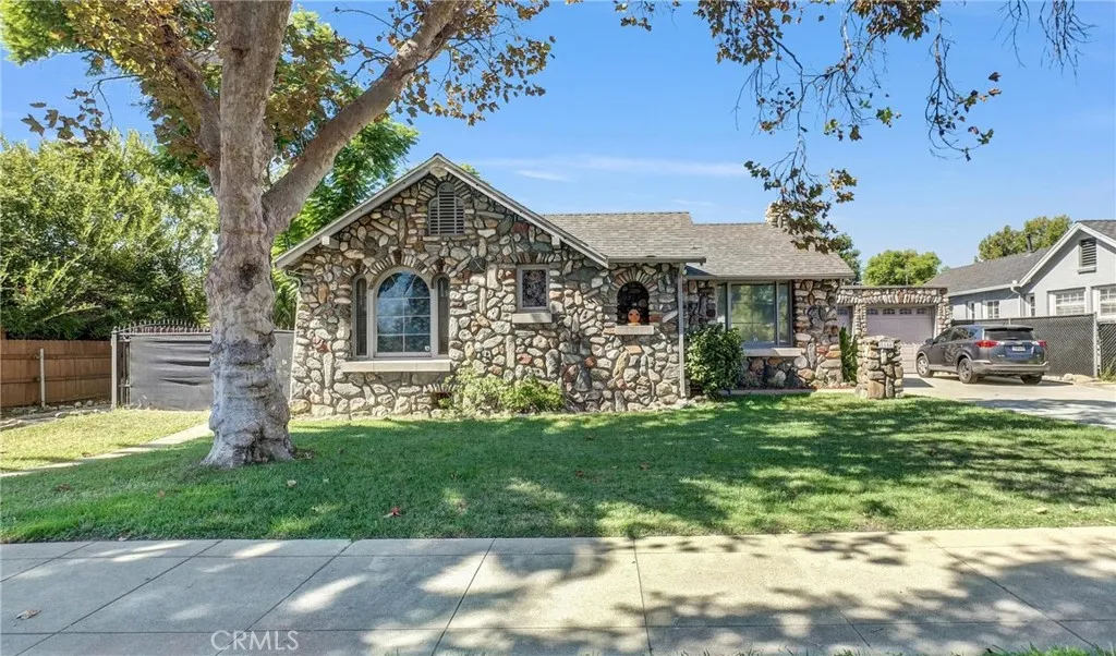1155 N Campus Ave