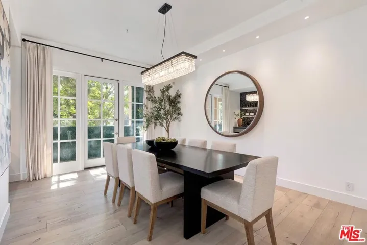 11500 San Vicente Boulevard 221, Los Angeles, California 90049 — photo 5