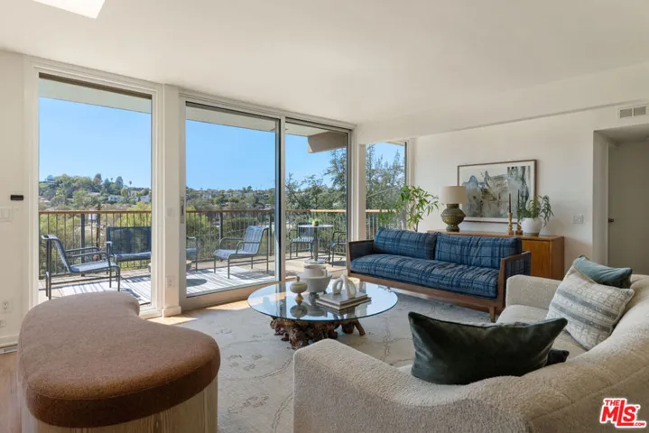 2508 Armstrong Avenue, Los Angeles, California 90039 — photo 5