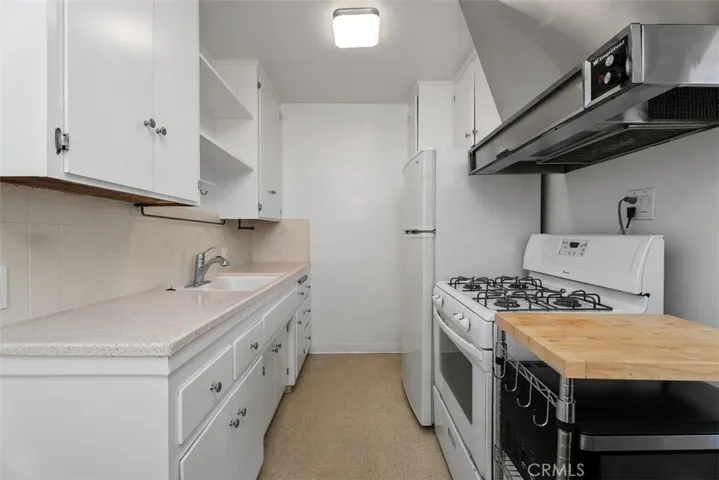 1015 E. Ocean Blvd. 4, Long Beach, California 90802 — photo 4