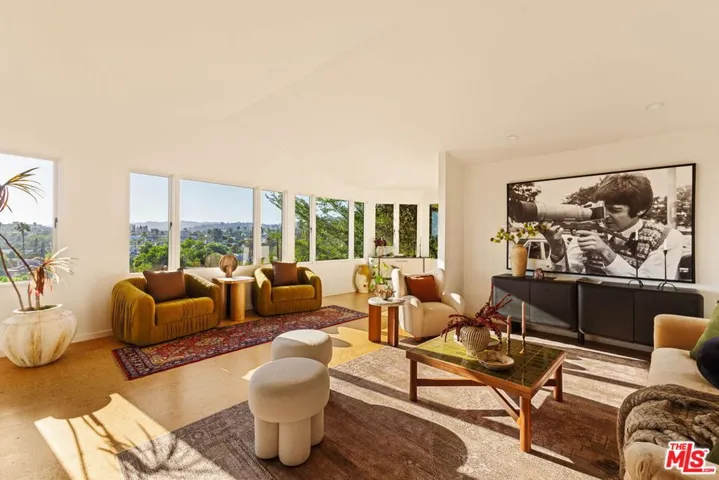 4016 Cumberland Avenue, Los Angeles, California 90027 — photo 4