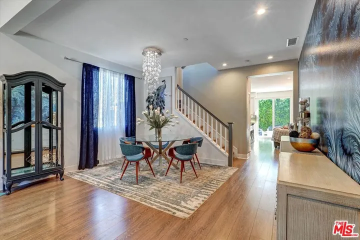6754 Rhea Court, Reseda, California 91335 — photo 4