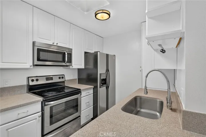 3961 Via Marisol 301, Los Angeles, California 90042 — photo 5