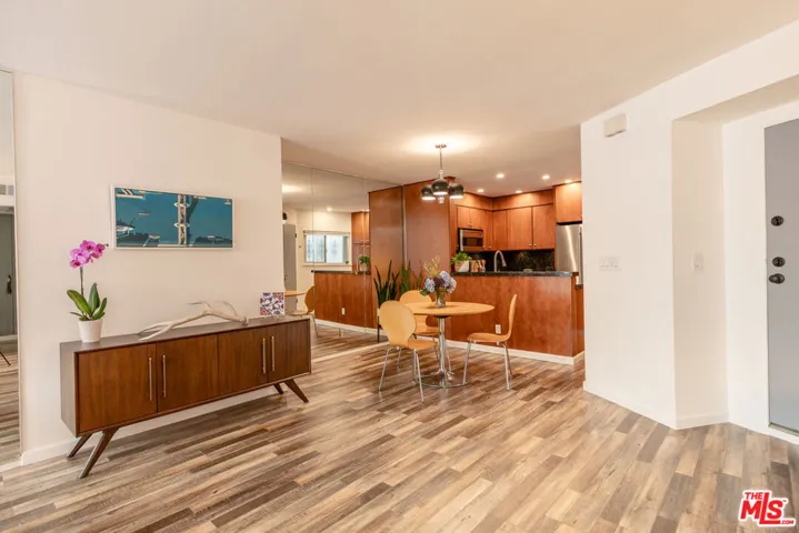 2260 N Cahuenga Boulevard 306, Los Angeles, California 90068 — photo 5