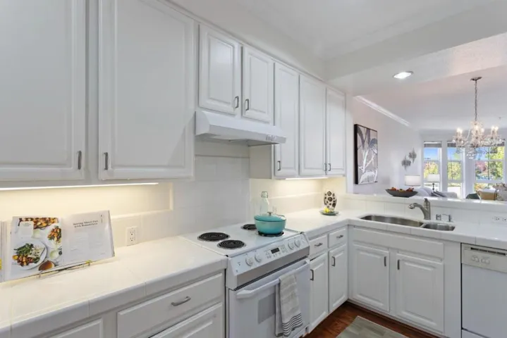 880 Meridian Bay Lane 115, Foster City, California 94404 — photo 5