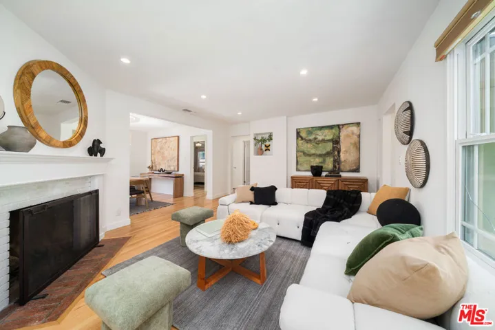 3945 Lyceum Avenue, Los Angeles, California 90066 — photo 5