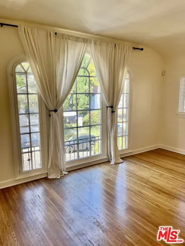 6910 Camrose Drive, Los Angeles, California 90068 — photo 5