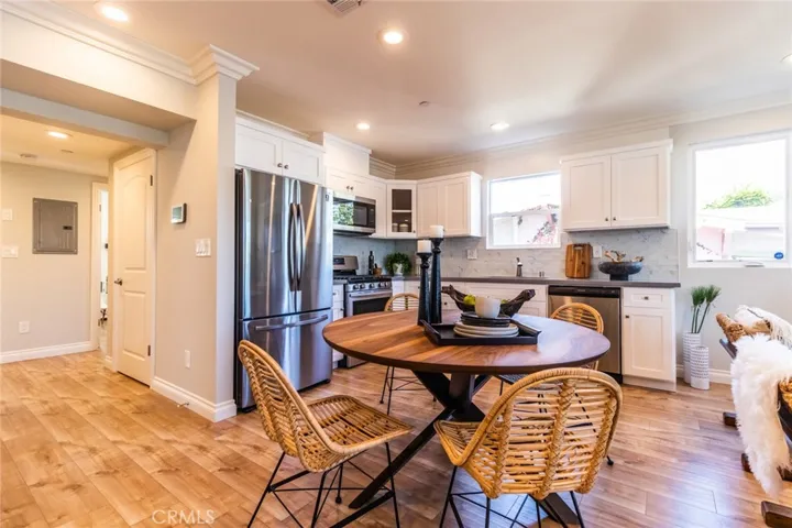 1737 S Longwood Avenue, Los Angeles, California 90019 — photo 5
