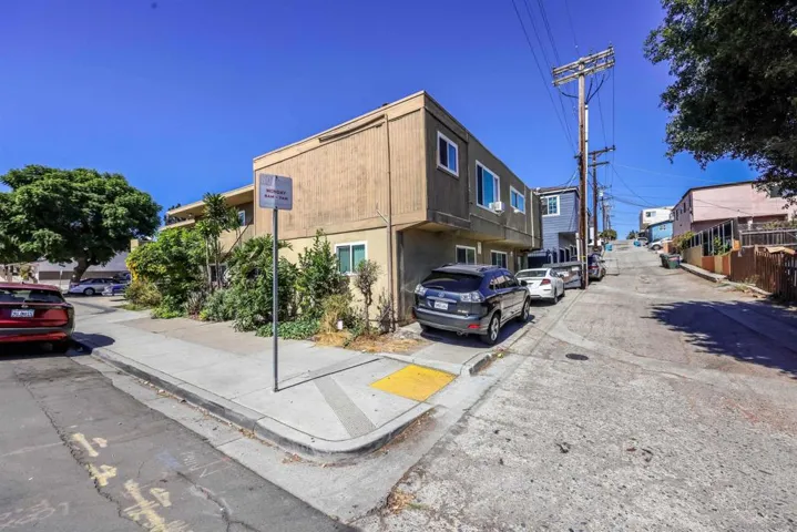 4205 49th St, San Diego, California 92115 — photo 4