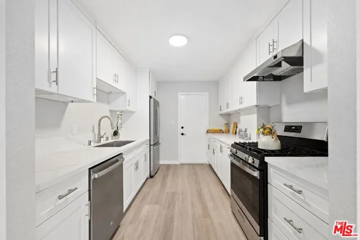 9950 Durant Drive 208, Beverly Hills, California 90212 — photo 5