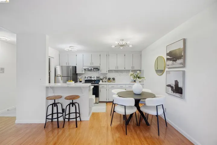 955 Shorepoint 209, Alameda, California 94501 — photo 4