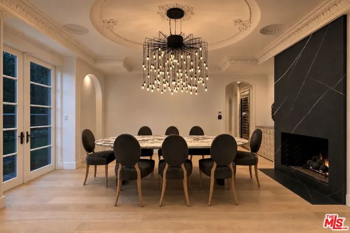 2680 Bowmont Drive, Beverly Hills, California 90210 — photo 5