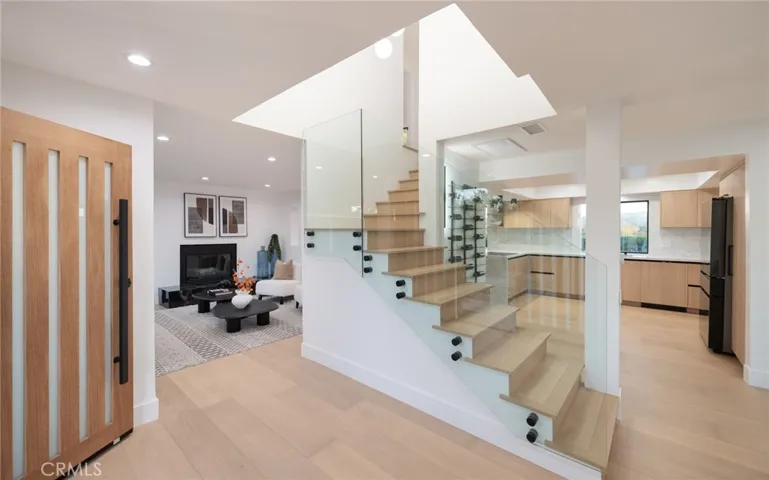 23310 Aetna Street, Woodland Hills, California 91367 — photo 5