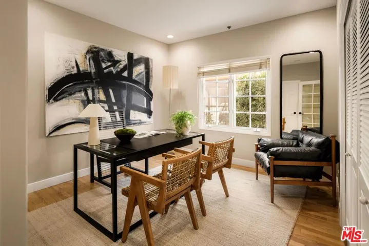 1663 Malcolm Avenue 102, Los Angeles, California 90024 — photo 5