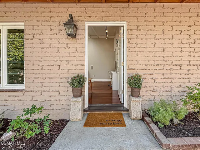 21222 Martinez Street, Woodland Hills, California 91364 — photo 4