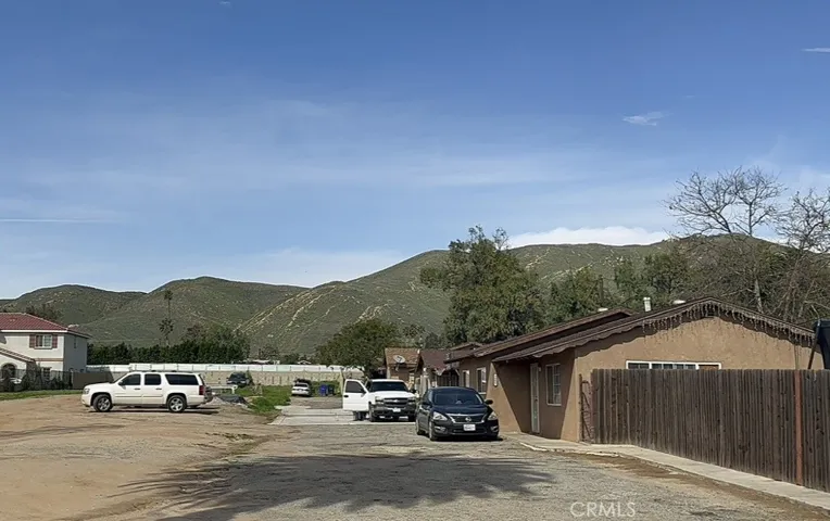 9085 Bellegrave, Riverside, California 92509 — photo 4