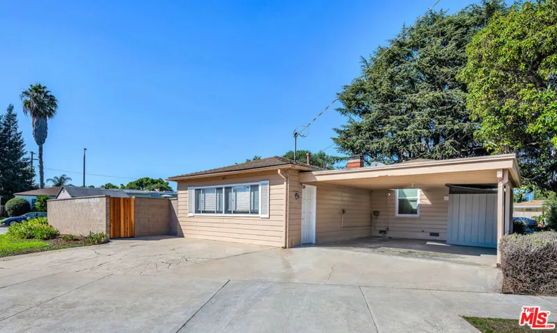 11810 Radio Drive, Los Angeles, California 90064 — photo 5