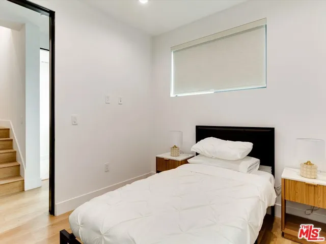 2815 1/2 S Redondo Boulevard, Los Angeles, California 90016 — photo 4