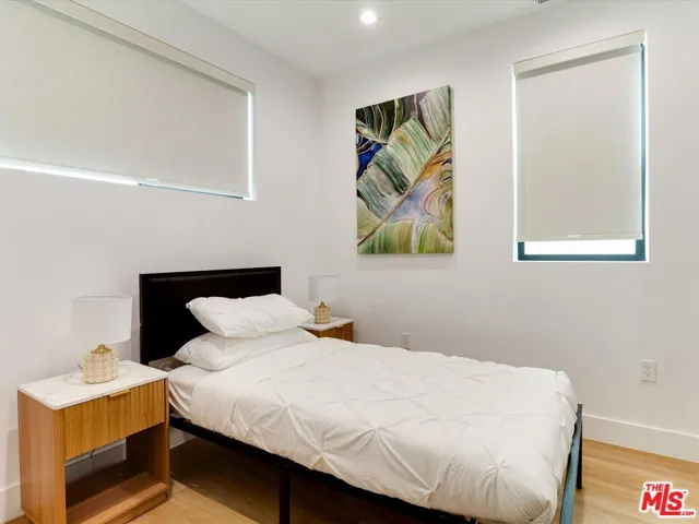 2815 1/2 S Redondo Boulevard, Los Angeles, California 90016 — photo 5