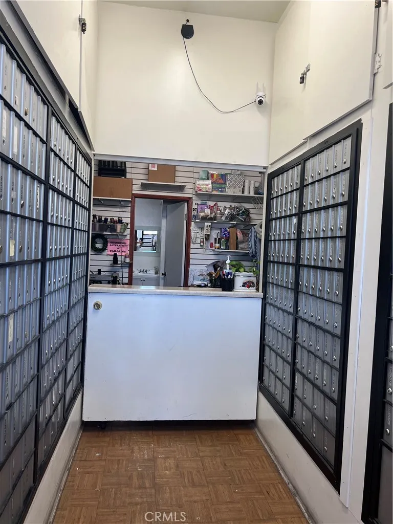 1702 S Robertson Boulevard, Los Angeles, California 90035 — photo 4