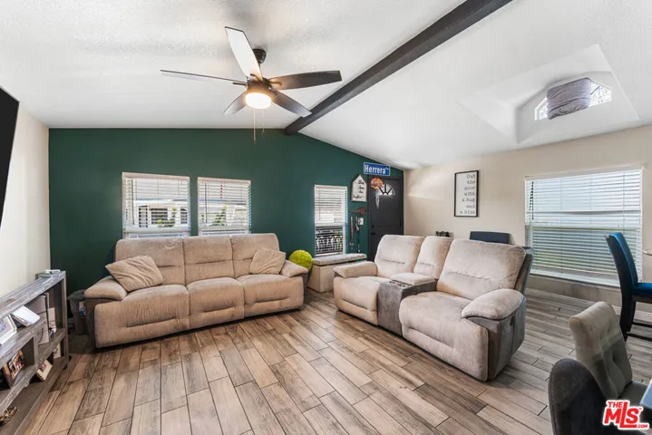 27361 Sierra Highway 57, Canyon Country, California 91351 — photo 4