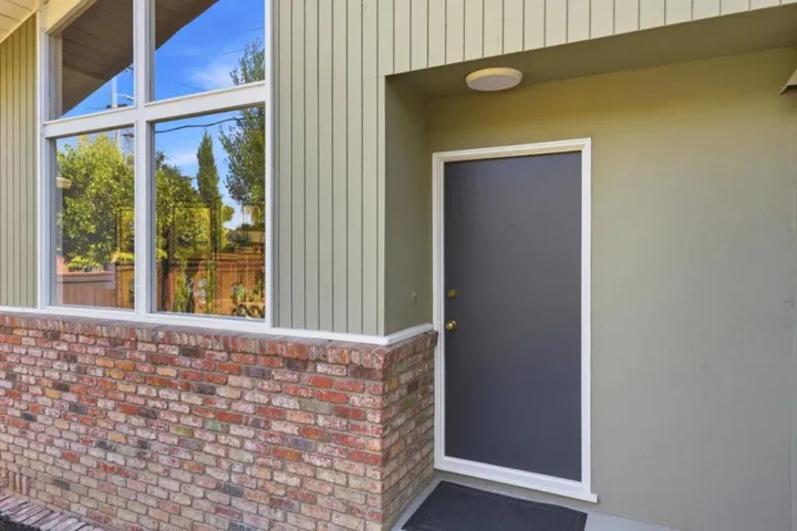 3204 Upper Lock Avenue, Belmont, California 94002 — photo 5