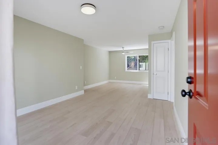 2850 Reynard 9, San Diego, California 92103 — photo 4