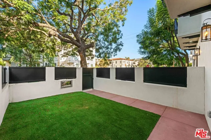 904 S Shenandoah Street, Los Angeles, California 90035 — photo 4