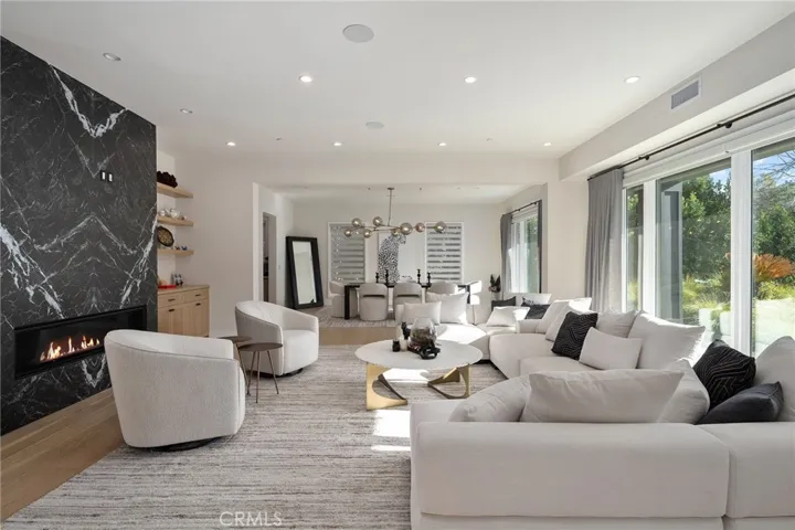 15547 Valley Vista Boulevard, Encino, California 91436 — photo 5