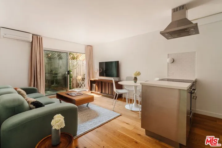 40 18th Avenue 2, Venice, California 90291 — photo 5
