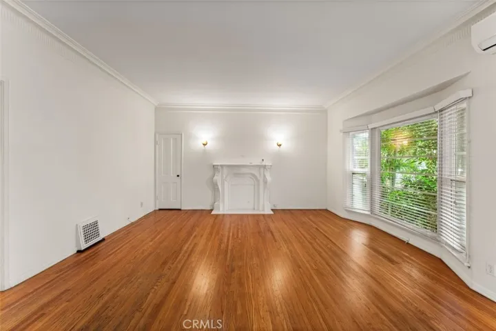 368 S Crescent, Beverly Hills, California 90212 — photo 4