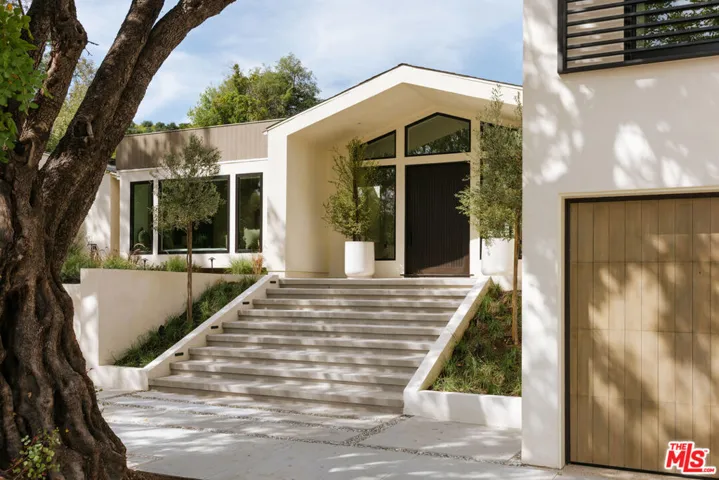 12160 Laurel Terrace Drive, Studio City, California 91604 — photo 5