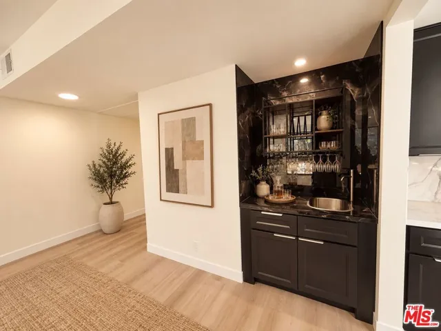 1833 Fairburn Avenue 206, Los Angeles, California 90025 — photo 5