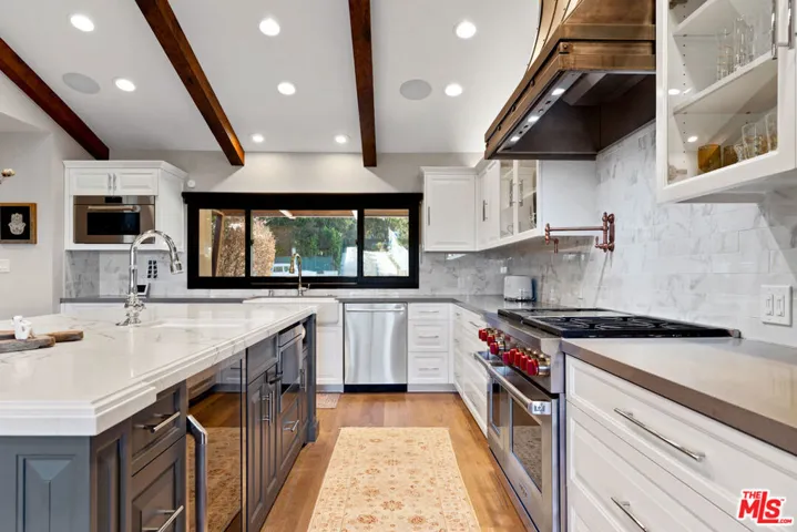 4920 Llano Drive, Woodland Hills, California 91364 — photo 5