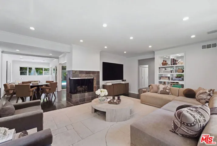1425 Belfast Drive, West Hollywood, California 90069 — photo 5