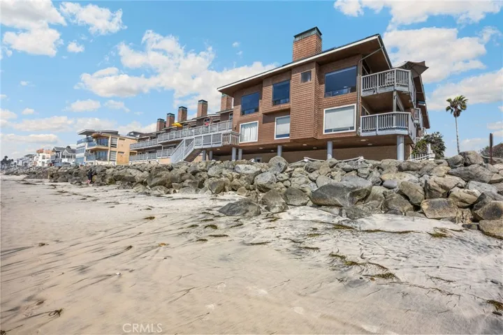 1445 S Pacific, Oceanside, California 92054 — photo 5
