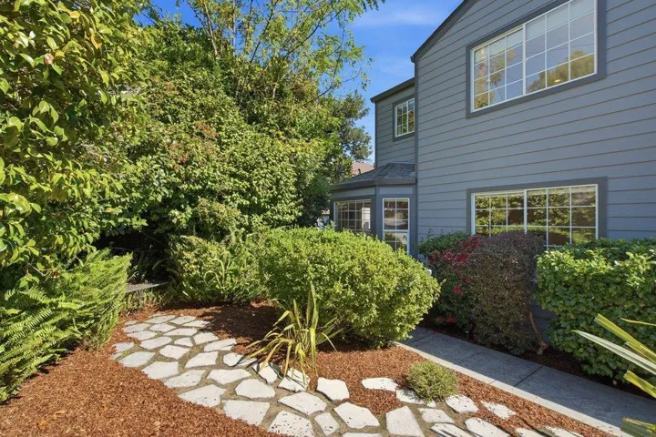 121 Beverly Drive, San Carlos, California 94070 — photo 5