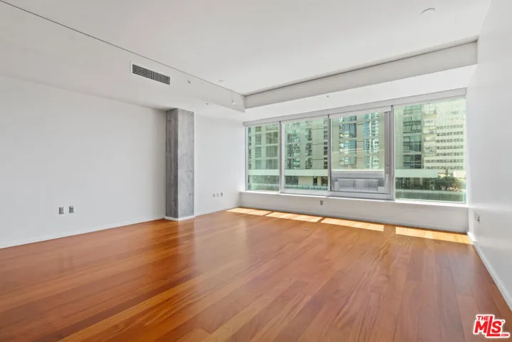 1155 S Grand Avenue 815, Los Angeles, California 90015 — photo 4