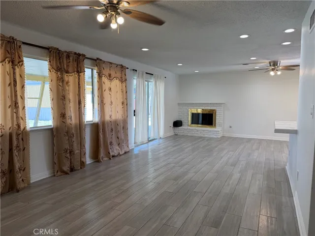 1305 Avenue J3 E, Lancaster, California 93535 — photo 5