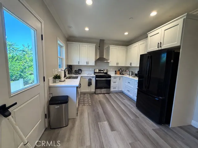 gallery-image 4