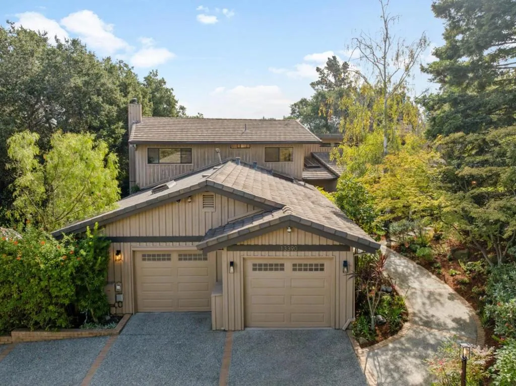 13390 Lennox Way