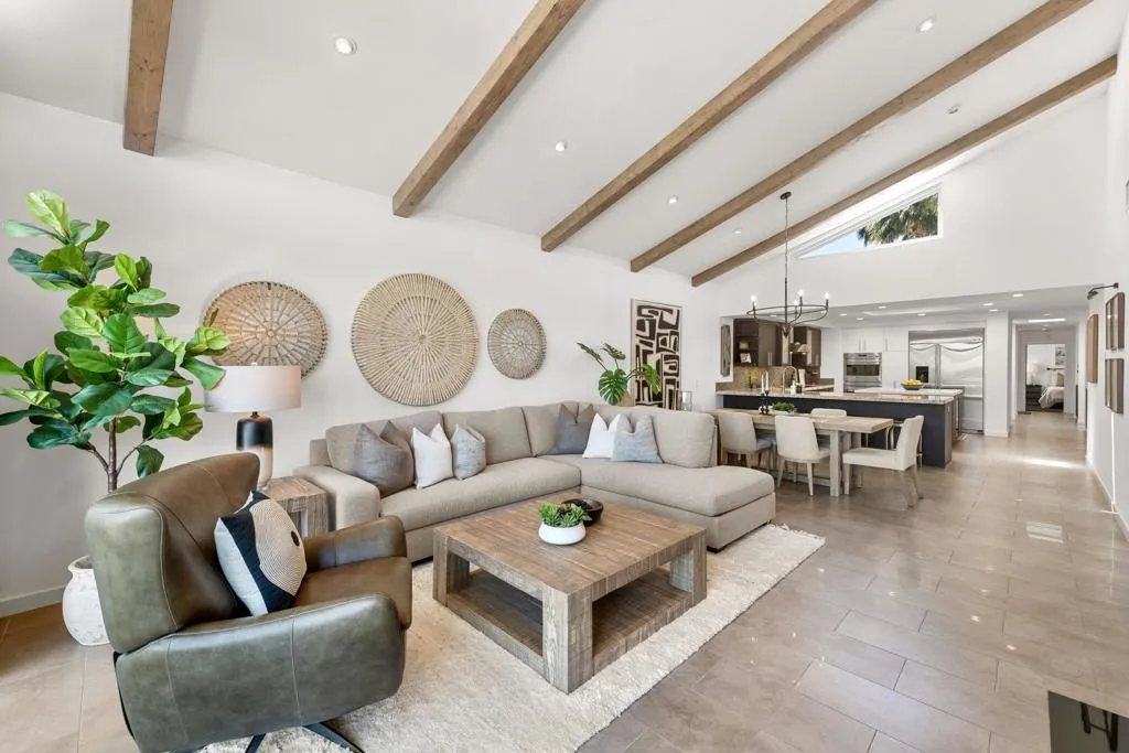 Vaulted Ceilings Vaulted Ceilings