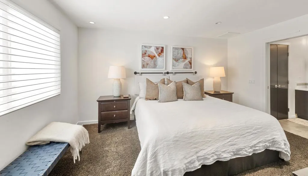 2nd Bdrm Private Suite 2nd Bdrm Private Suite