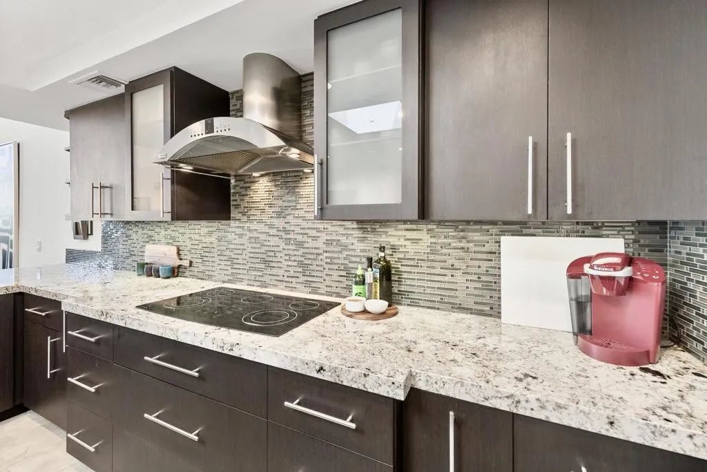 Hooded Stovetop Hooded Stovetop