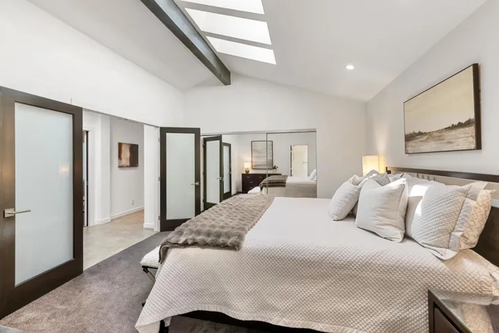 Den-Used as a Spacious Bdrm Ensuite