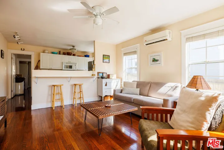 5009 Stratford Road, Los Angeles, California 90042 — photo 5