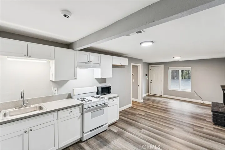 29180 Lyon, Cedar Glen, California 92321 — photo 5