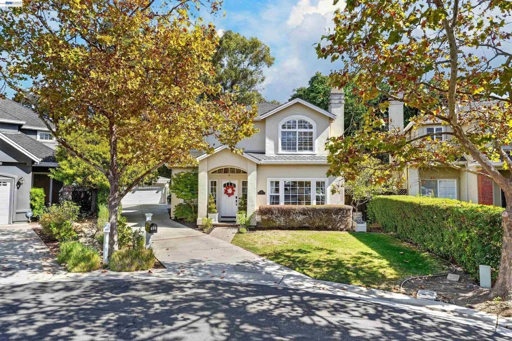 850 Arroyo Ct