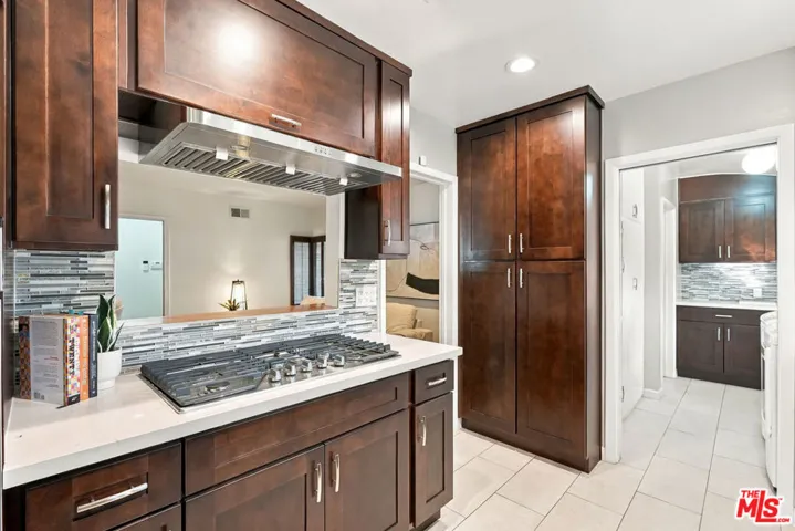 5525 Saloma Avenue, Sherman Oaks, California 91411 — photo 4